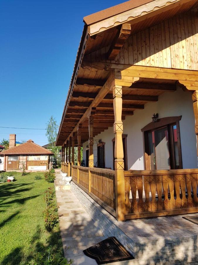Verada Tour Guest House Somova Exteriör bild